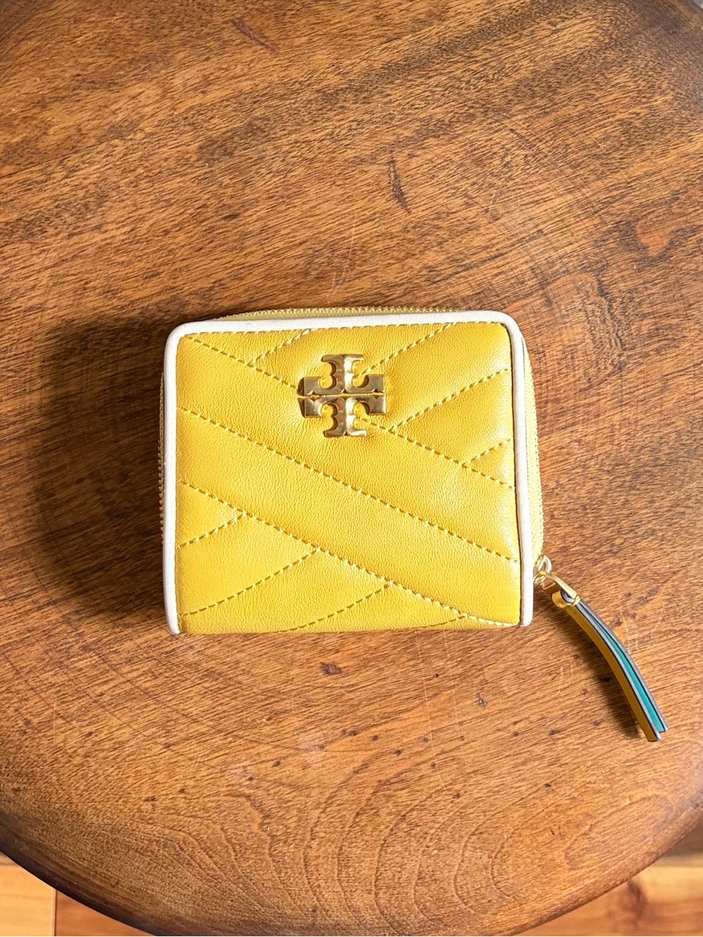 Tory Burch Kira Chevron Bi-Fold Wallet
